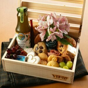 Anniversary – Gift Hamper Surprise