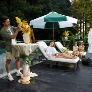 Anniversary – Poolside Romantic Setup